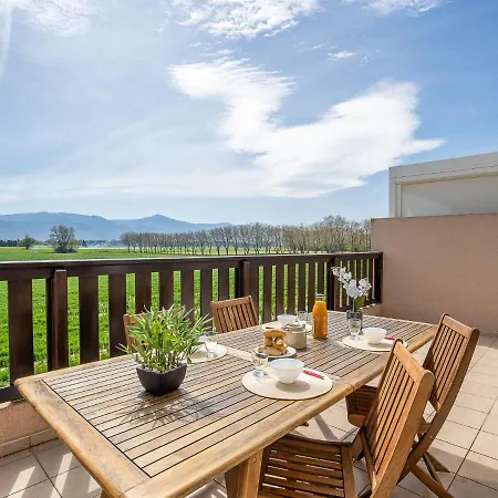 Les Embruns-16 By Interhome *